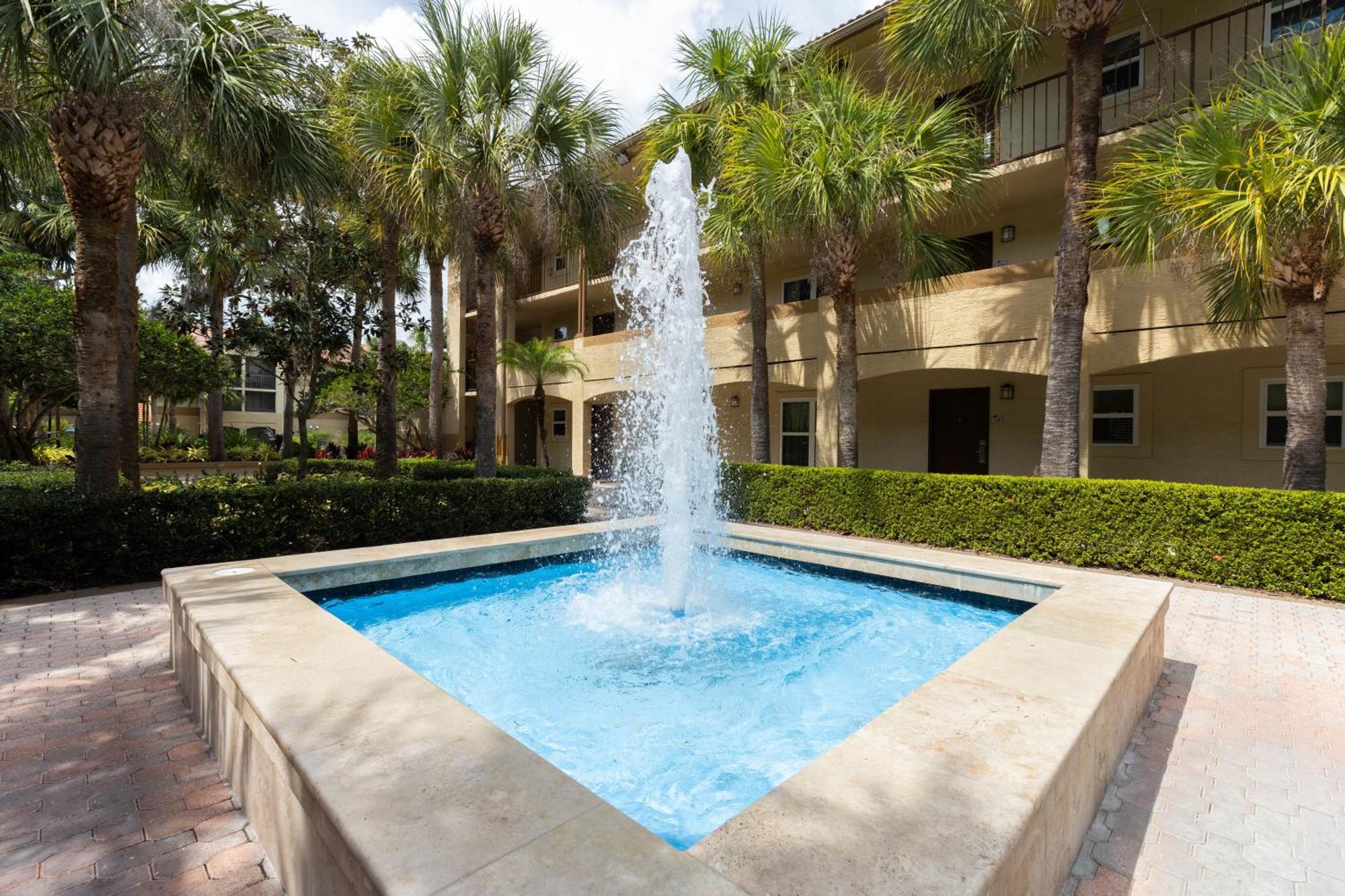 Westgate Blue Tree Resort Lake Buena Vista Exterior photo